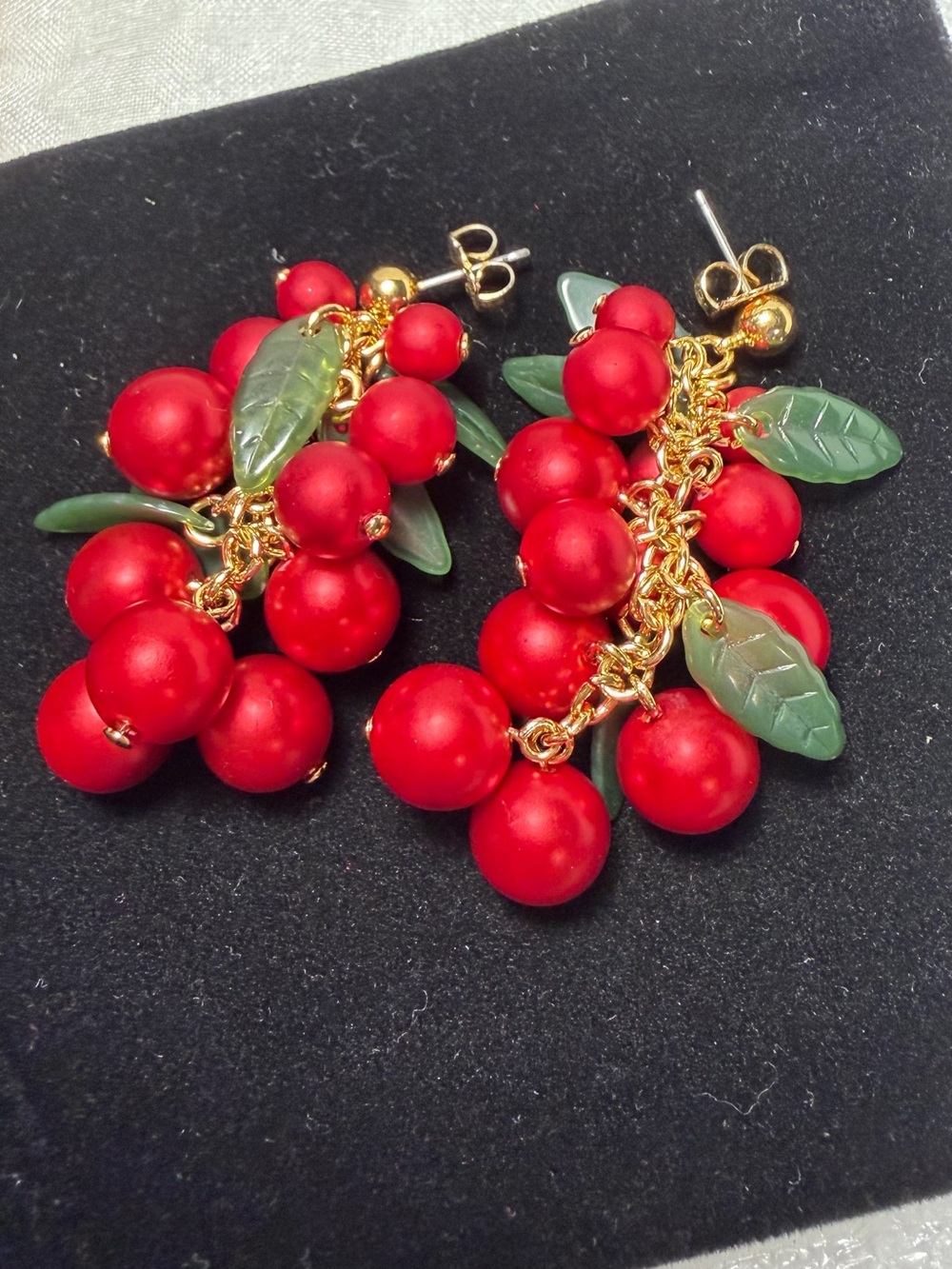 Red Berry Cluster Earrings – Gold Tone – Holiday Festive Style